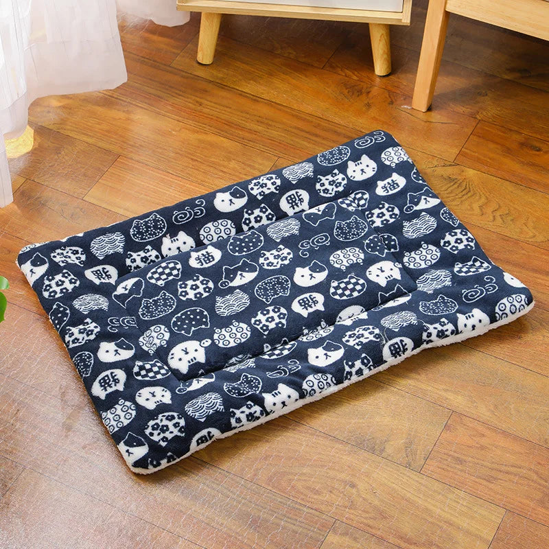 Flannel Pet Sleeping Mat Dog Bed Cat Litter Puppy Bed Dog Sofa Lovely Mattress Cushion for Small Large Dog Blanket Pet Supplies - LePetitChat